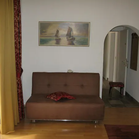 Iris Bed & Breakfast