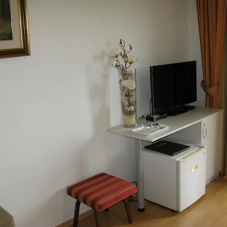 Iris 3* Mošćenička Draga